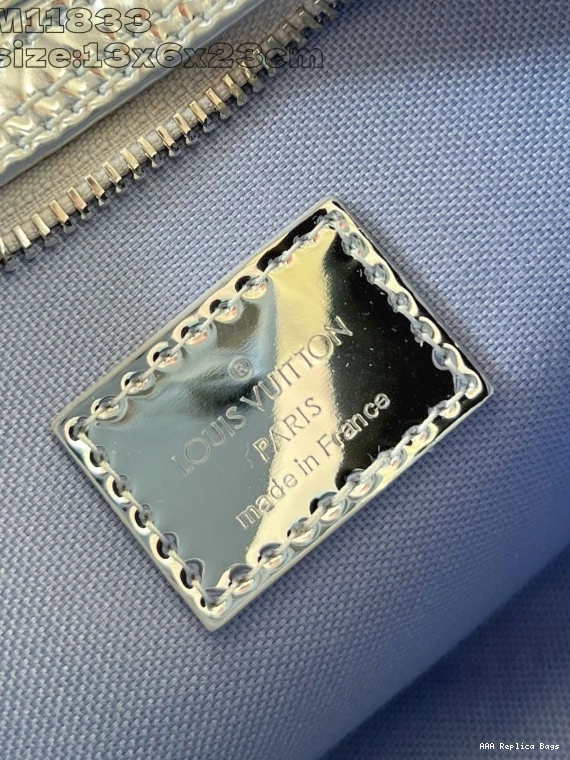 Aaa replica ru LOUIS VUITTON LOOP-23*13*6CM 0719